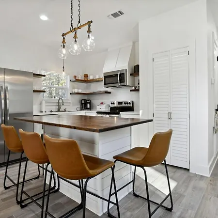Cozy Vacation Rental In Old Town Bay St Louis Close To Beach, Bars, And Dining Bay St. Louis Extérieur photo