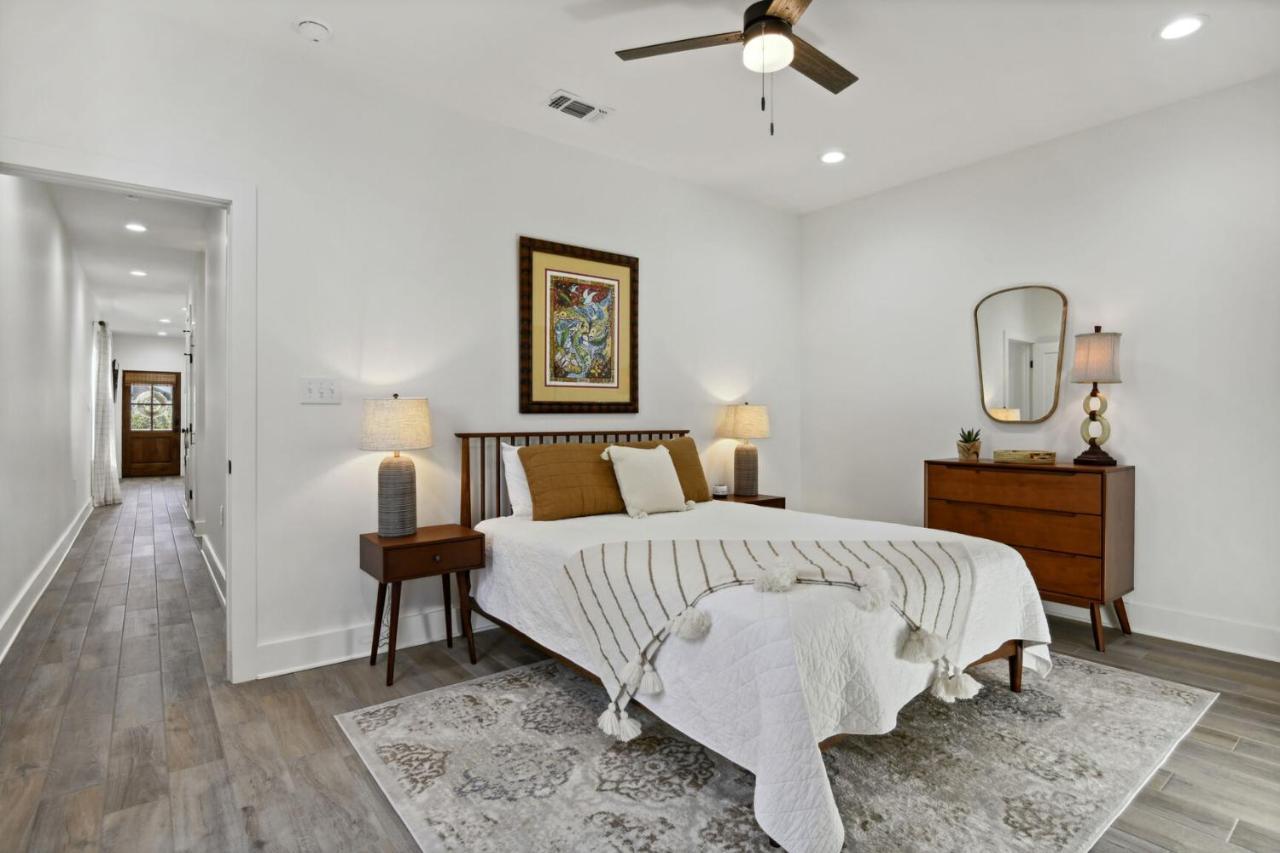 Cozy Vacation In Old Town Bay St Louis Close To Beach, Bars, And Dining *